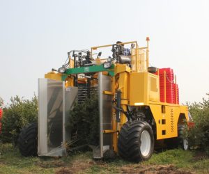 8140 uogu_kombainas-3