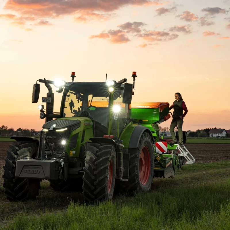 FAB07644_FeatureMoment5-500Vario_master